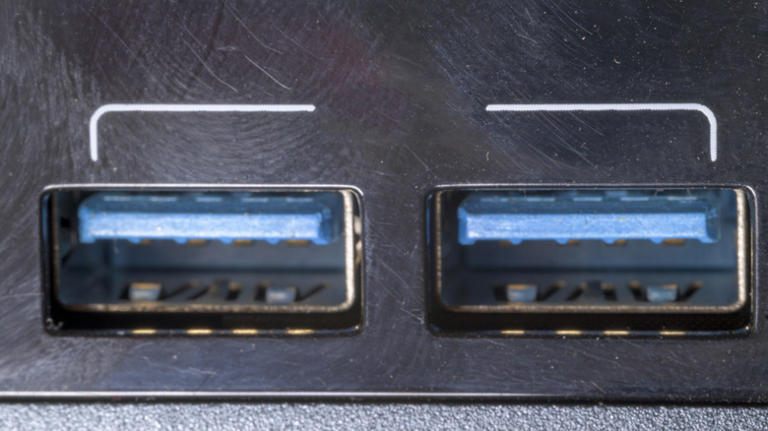 What is an SS USB port?