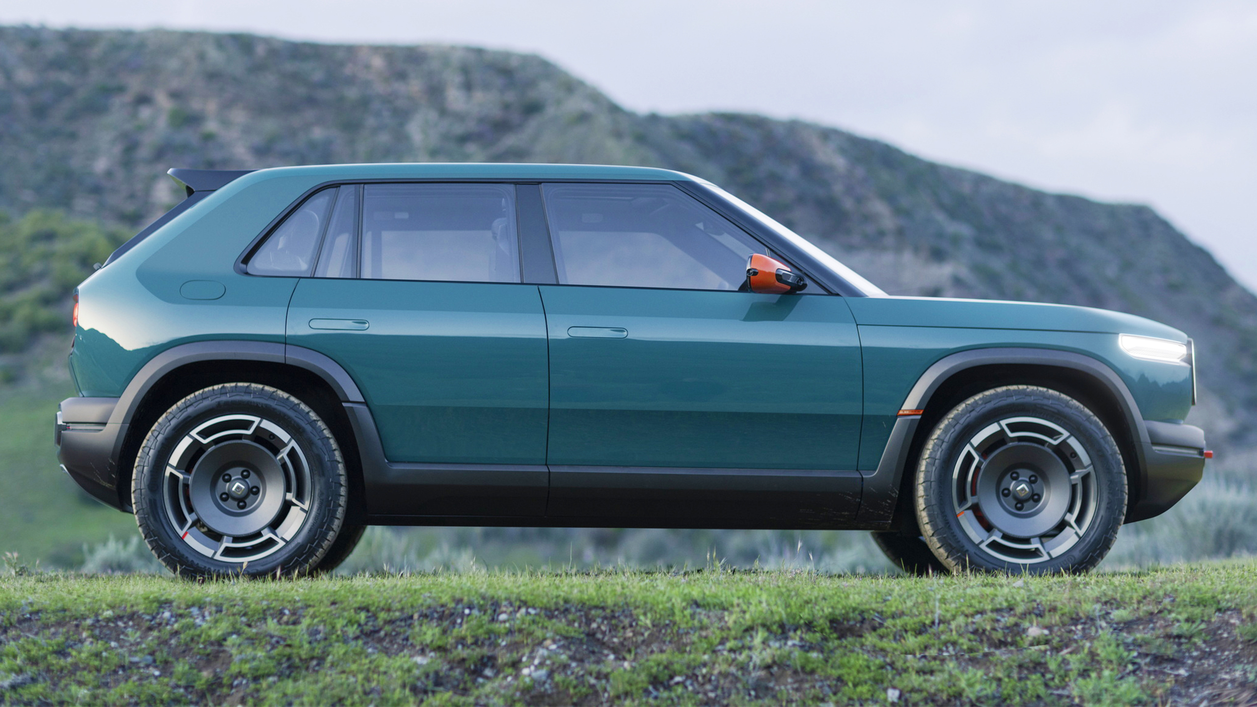 Rivian says R3 will be priced materially lower than R2