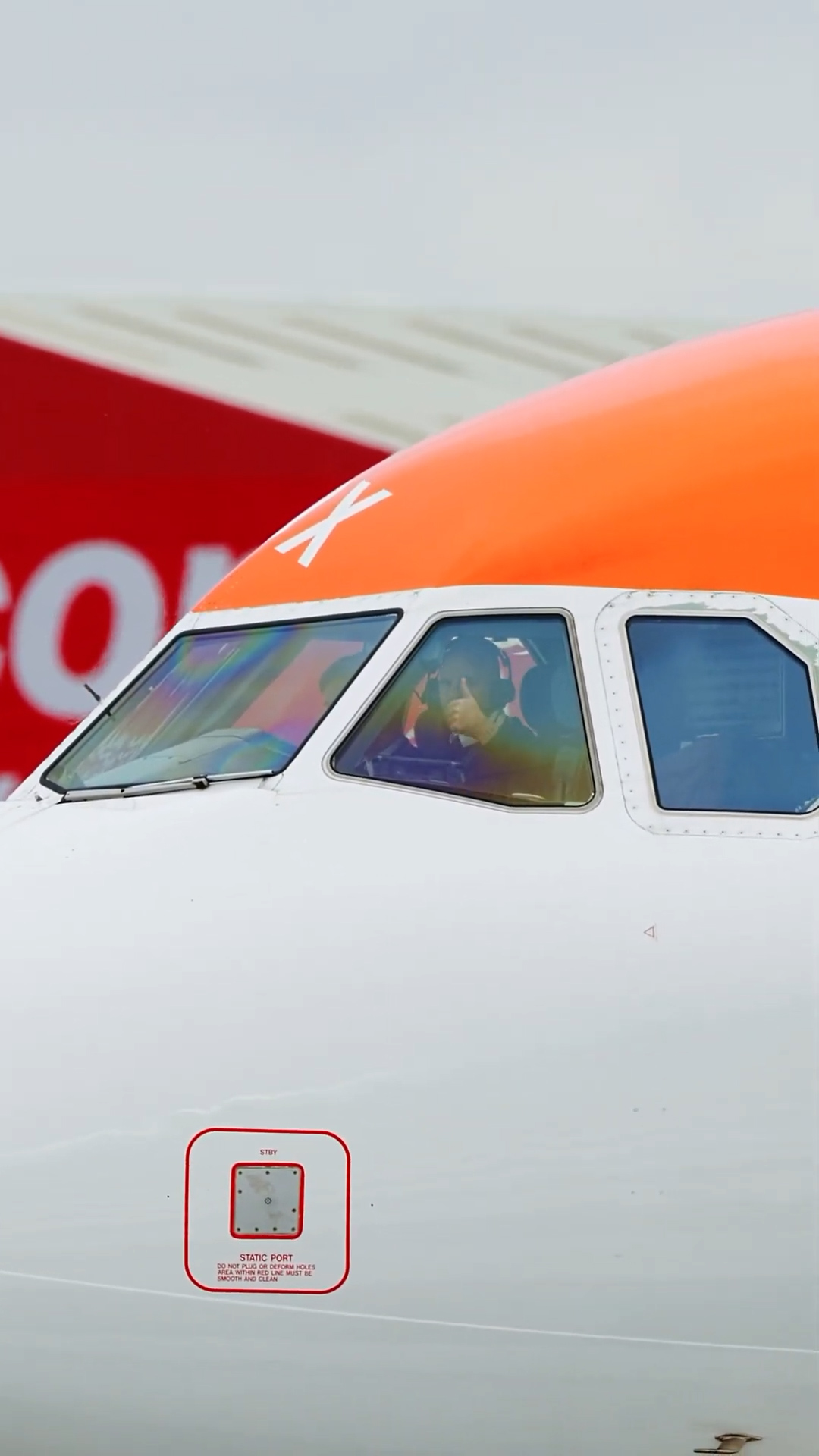 Awesome pilot wave caught on camera