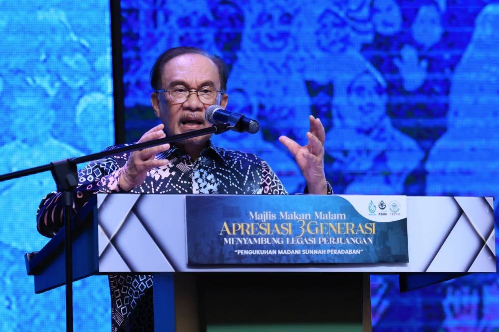 Najib's conditional pardon: Country cannot tolerate corruption or act ...