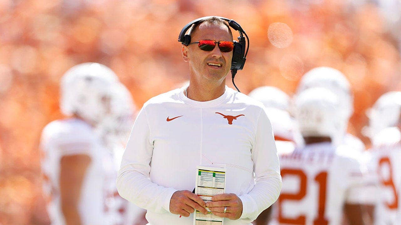 Did Texas use artificial intelligence to call fourth-down play against ...