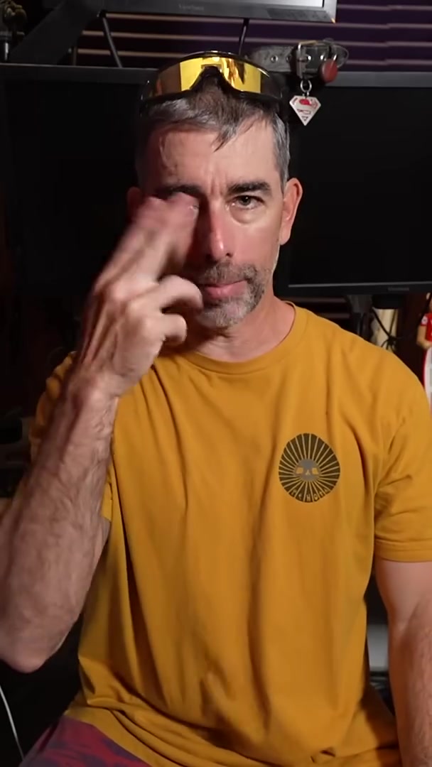 What’s the one thing a blind guy can’t do?