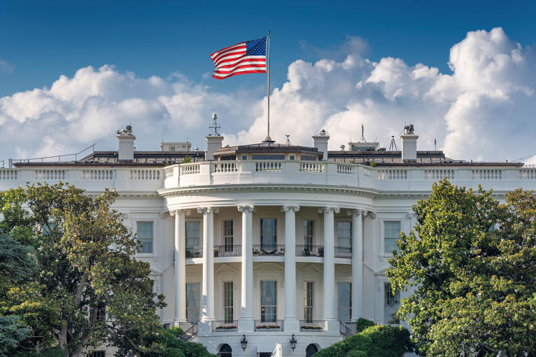 Collins slams WH's 'unlawful' $800M rescission