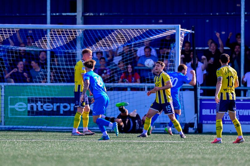 Tepid Torquay United suffer disappointing defeat at Billericay Town