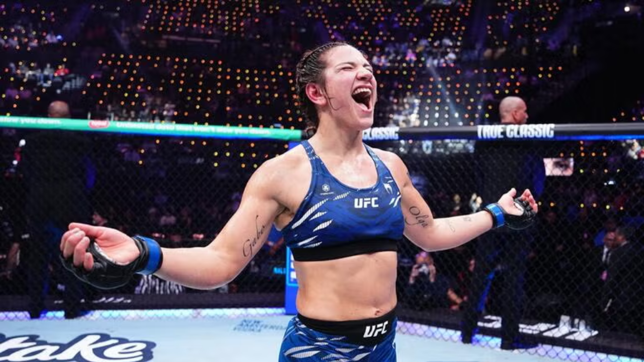 Perez extends win streak: Ailín Pérez edges Norma Dumont by unanimous ...