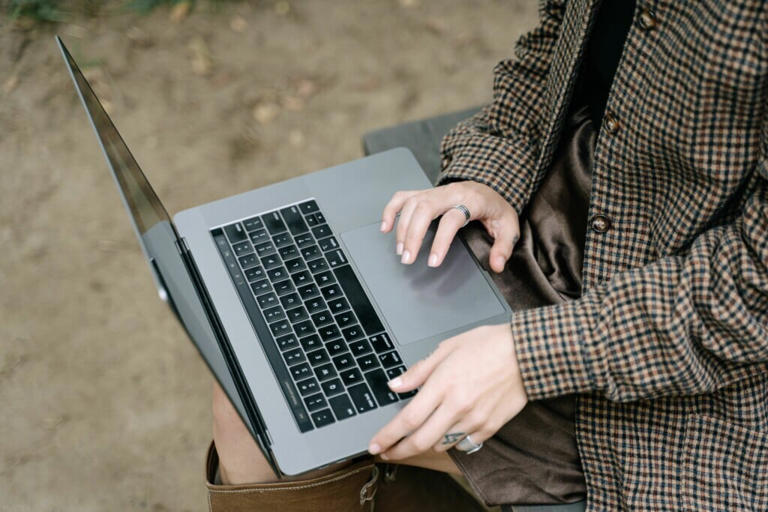 Stop juggling PDF apps with this $34 all-in-one editor