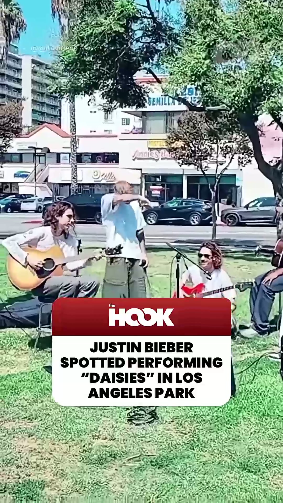 Justin Bieber surprised fans in Los Angeles | The Hook