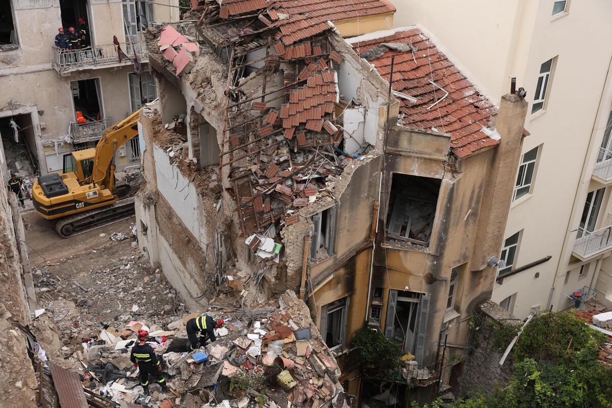 Explosión de gas derrumba edificio en Atenas y deja seis muertos ...