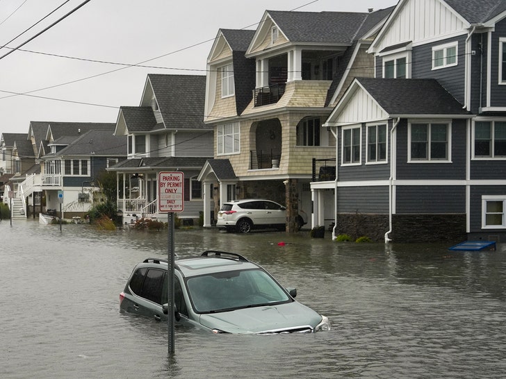 Nor'easter slams East Coast with flooding in dramatic videos