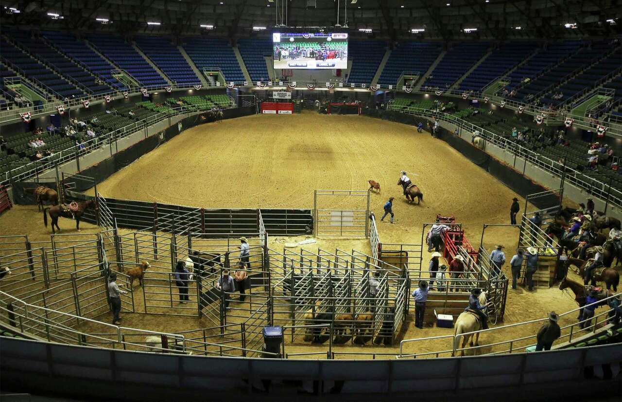 College athlete dies after injury at rodeo event in West Texas
