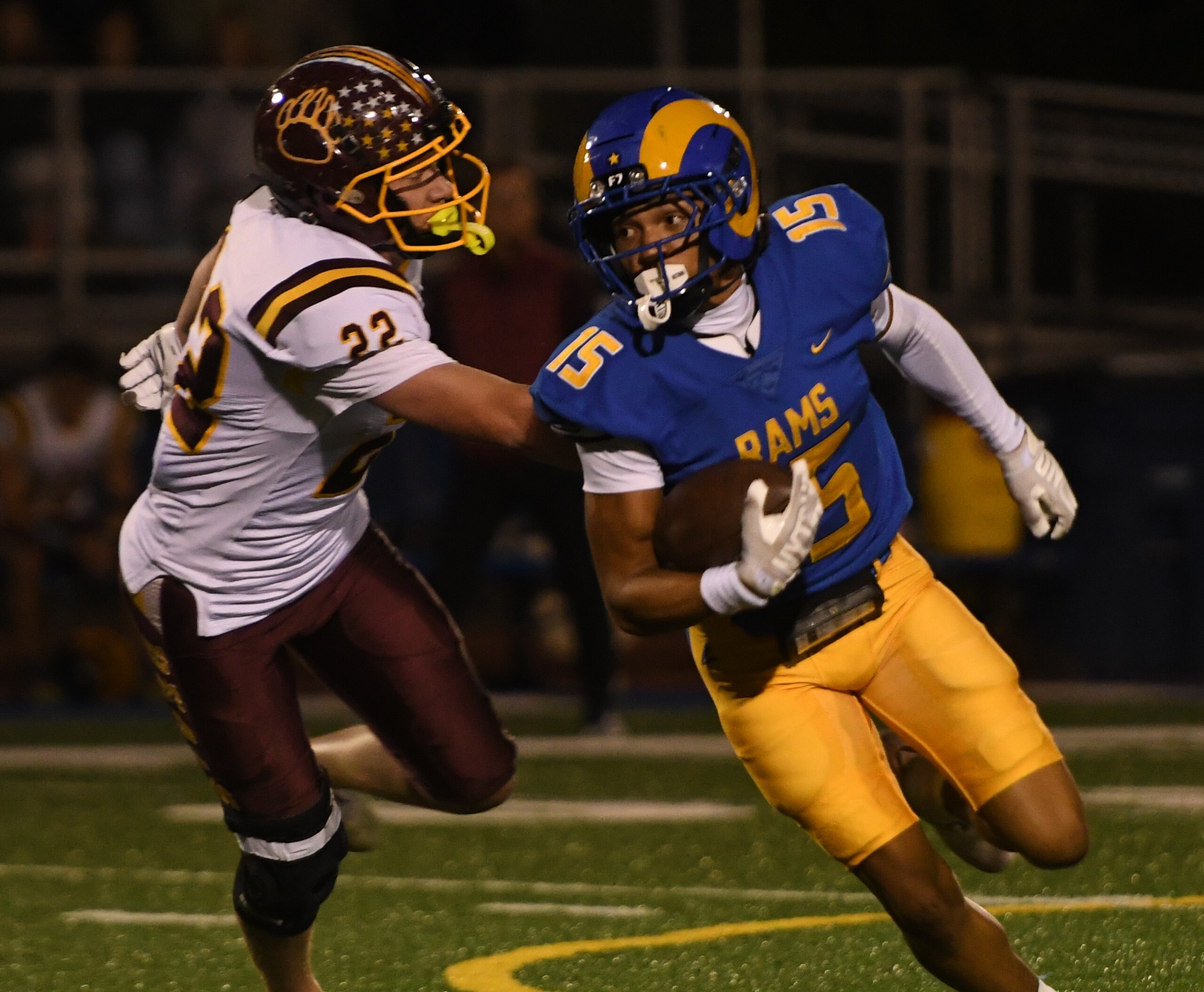 This CT football team went old school in a much-needed win: 'Kind of a ...