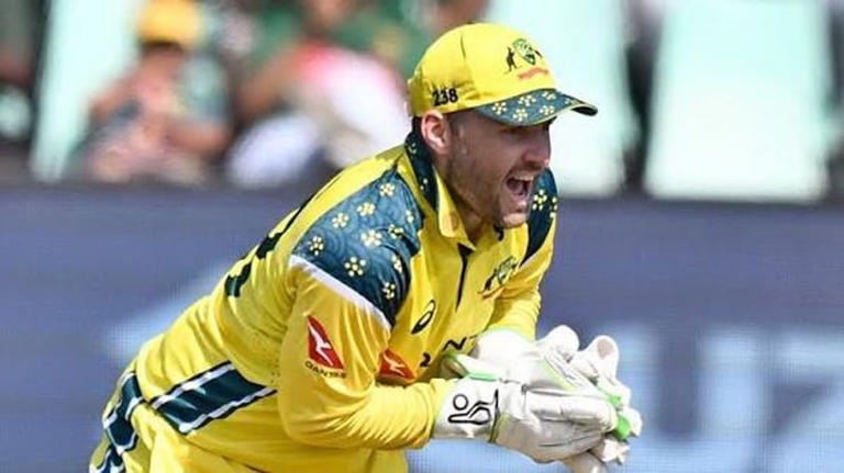 Australia dealt injury blow as Inglis returns home with finger ...