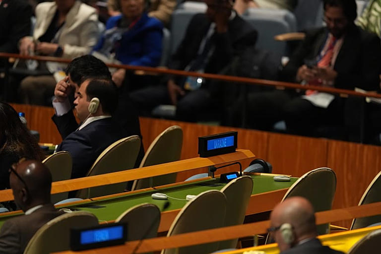 Si vedono i seggi vuoti della delegazione ucraina mentre il ministro degli Esteri russo Sergey Lavrov parla durante l'81ª sessione dell'Assemblea generale delle Nazioni Unite. Copyright 2026 The Associated Press. All rights reserved.