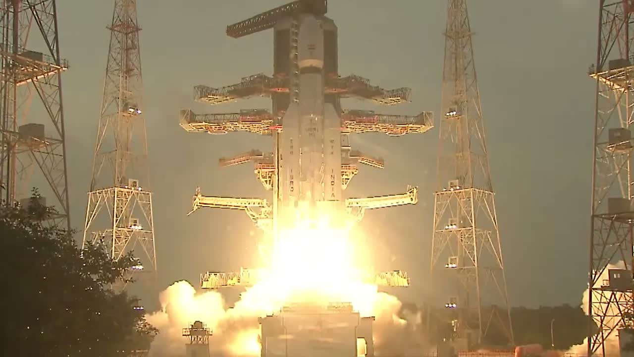 India's LVM3 rocket lifts off with huge satellite