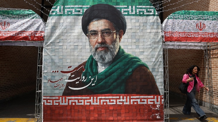 Iran's supreme leader Mojtaba Khamenei narrowly escaped second lethal ...