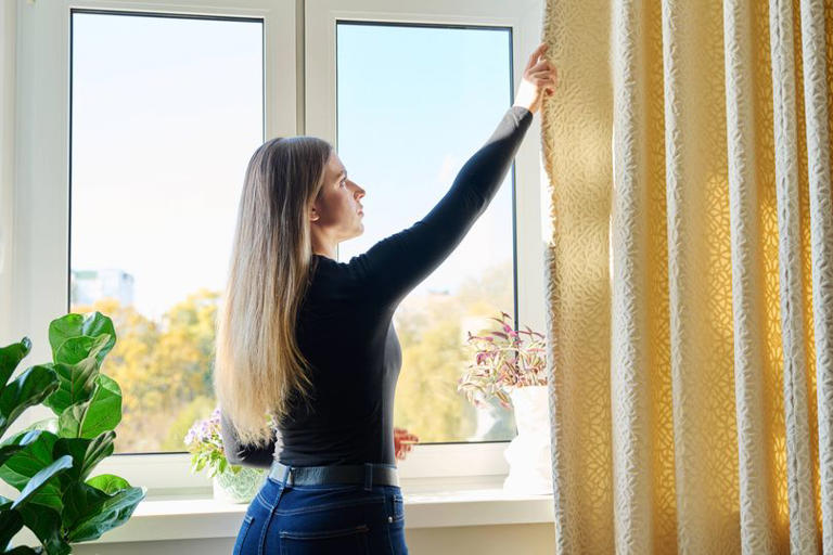Martin Lewis' 4pm rule to keep your home warm and slash energy bills ...