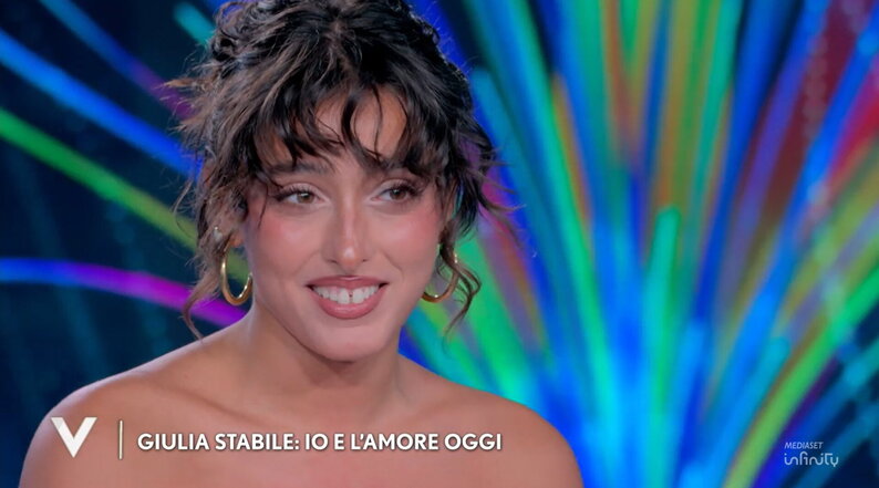 Giulia Stabile, nuova vita a Londra: "Mi sono creata una famiglia là"