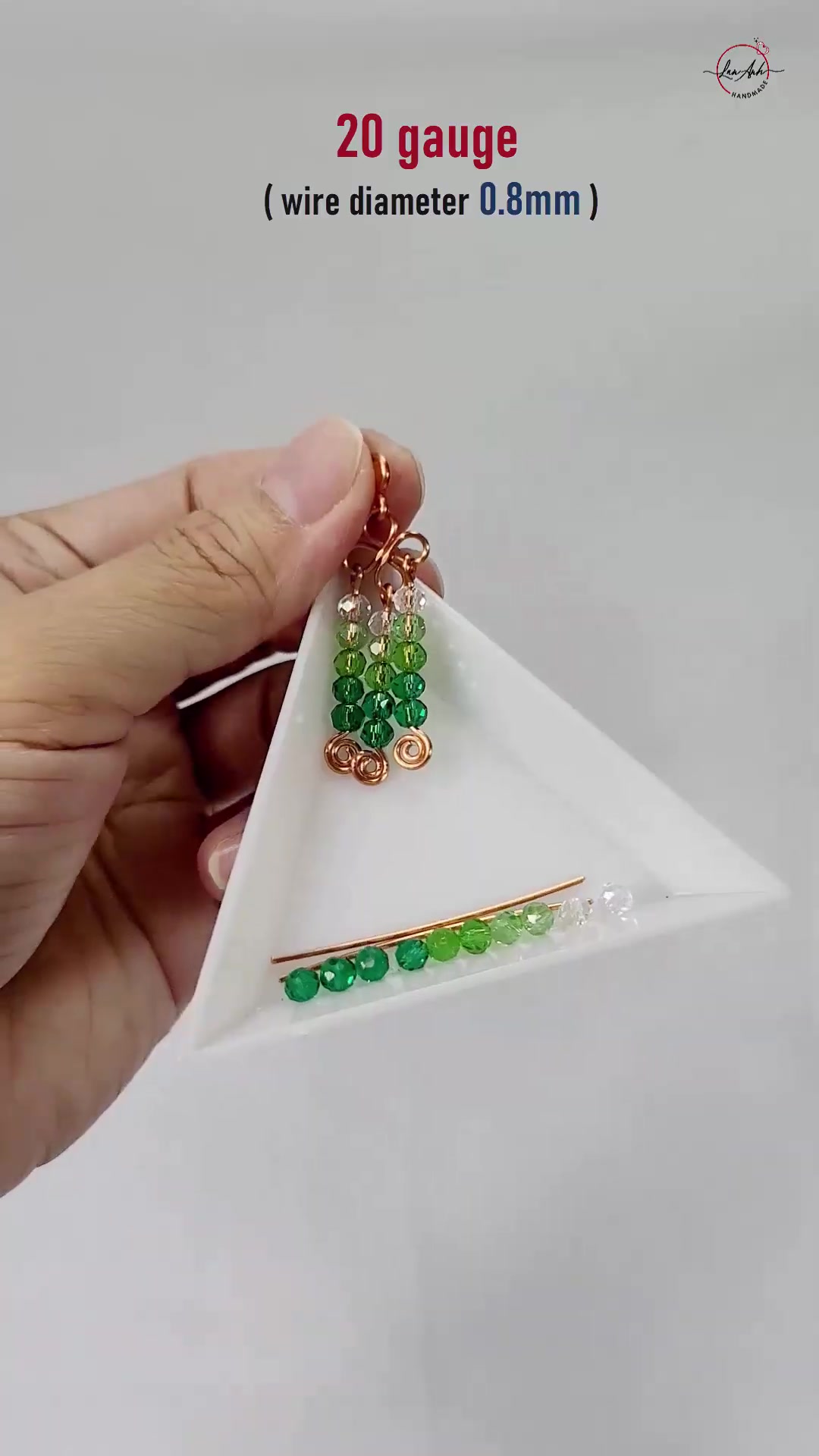DIY wire wrapped jewelry set: green beaded earrings & necklace tutorial