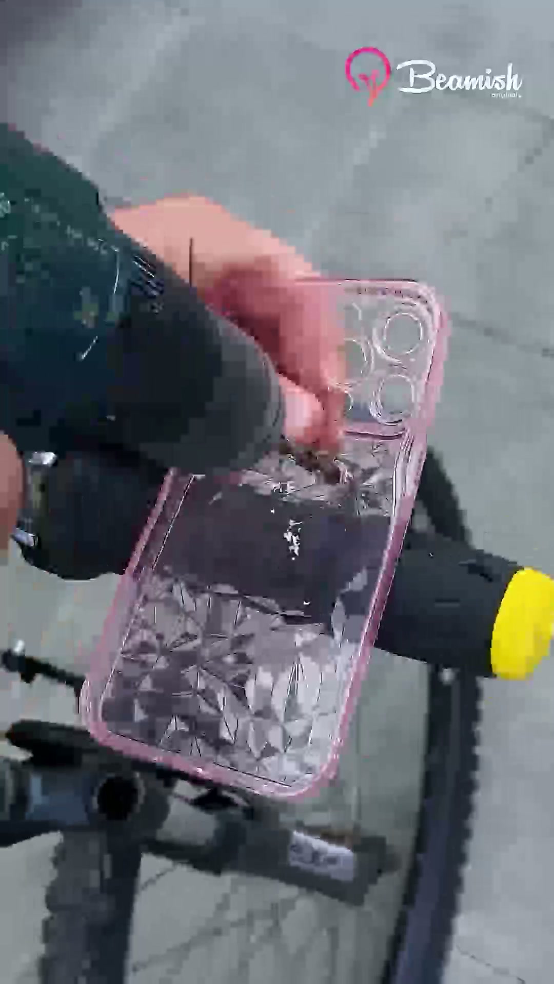 Simple phone mount for your bike #easy #bike #phonemount #trick