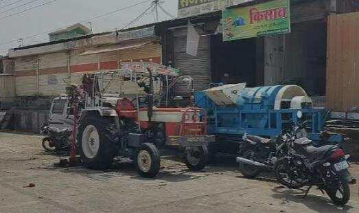 Container with gelatin sticks explodes, 4 die in Umarkhed