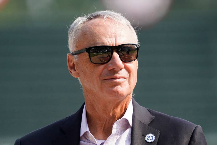 Relegate the AL West: Why MLB's worst division ever should force ...