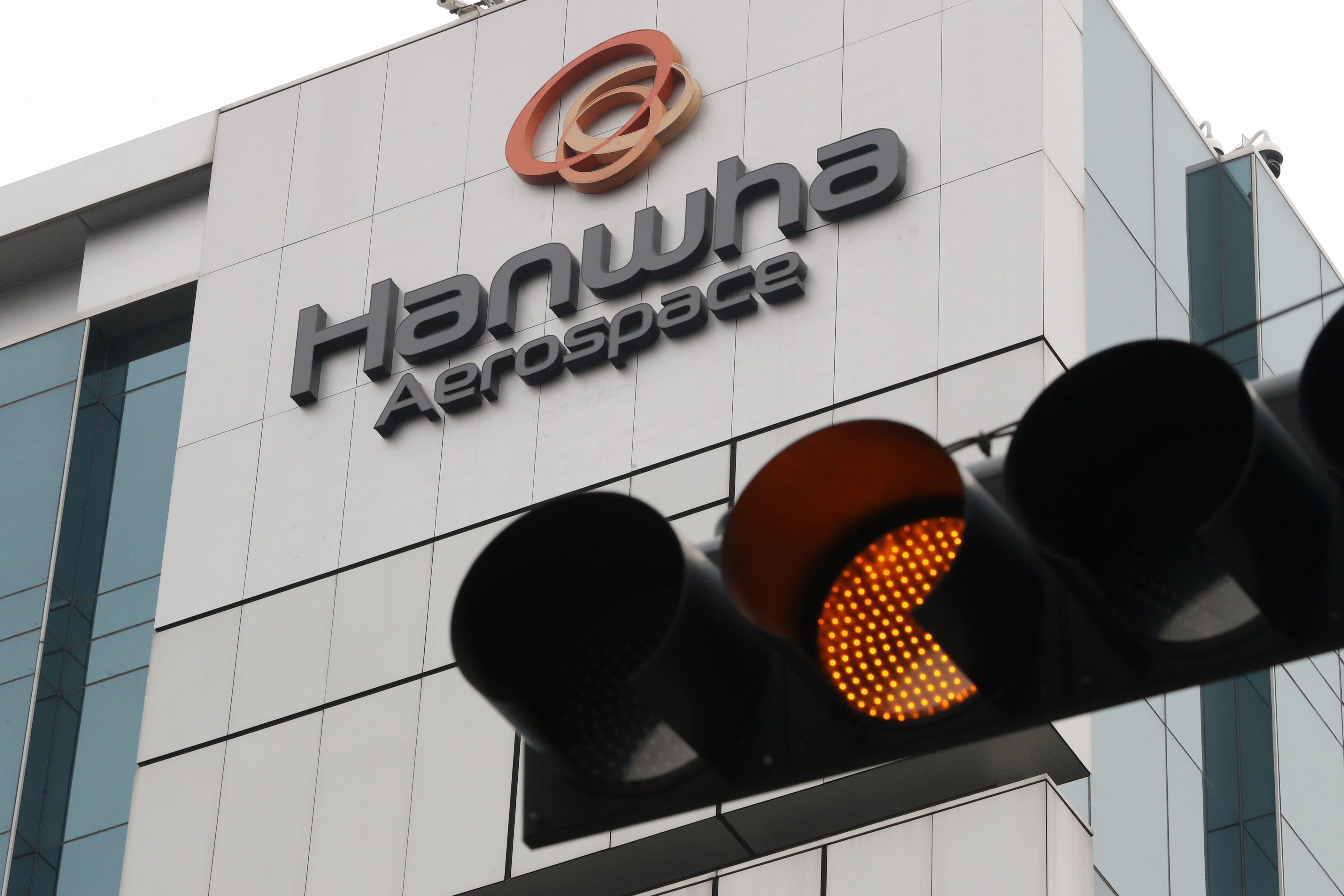 Hanwha Aerospace apologizes for unfair hiring guidelines