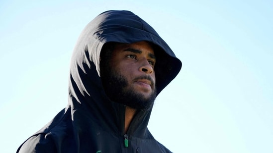 Dante Moore injury update: What is fencing response? Oregon QB's latest ...