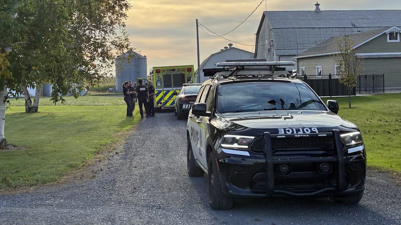 Quebec helicopter crash: 4 killed as chopper goes down outside Montreal
