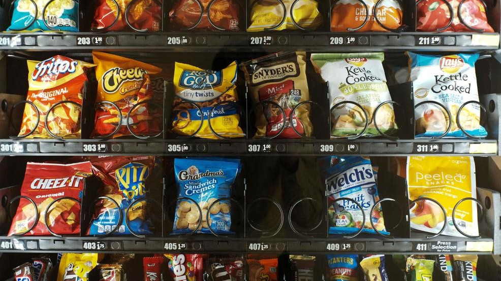Daily junk food intake linked to higher chronic disease risk in new ...