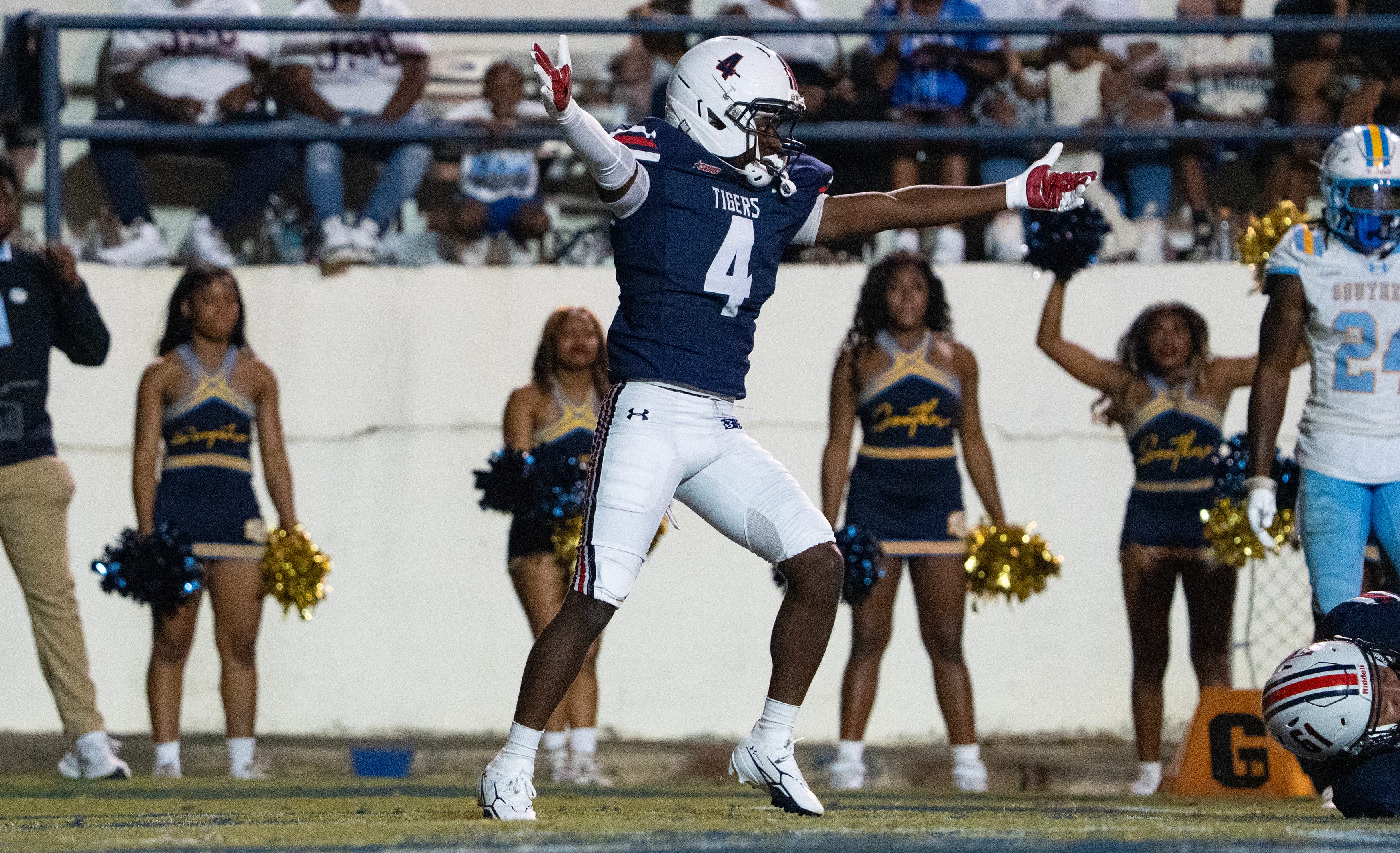 Jackson State football scores 21 points in 4th quarter to stay ...