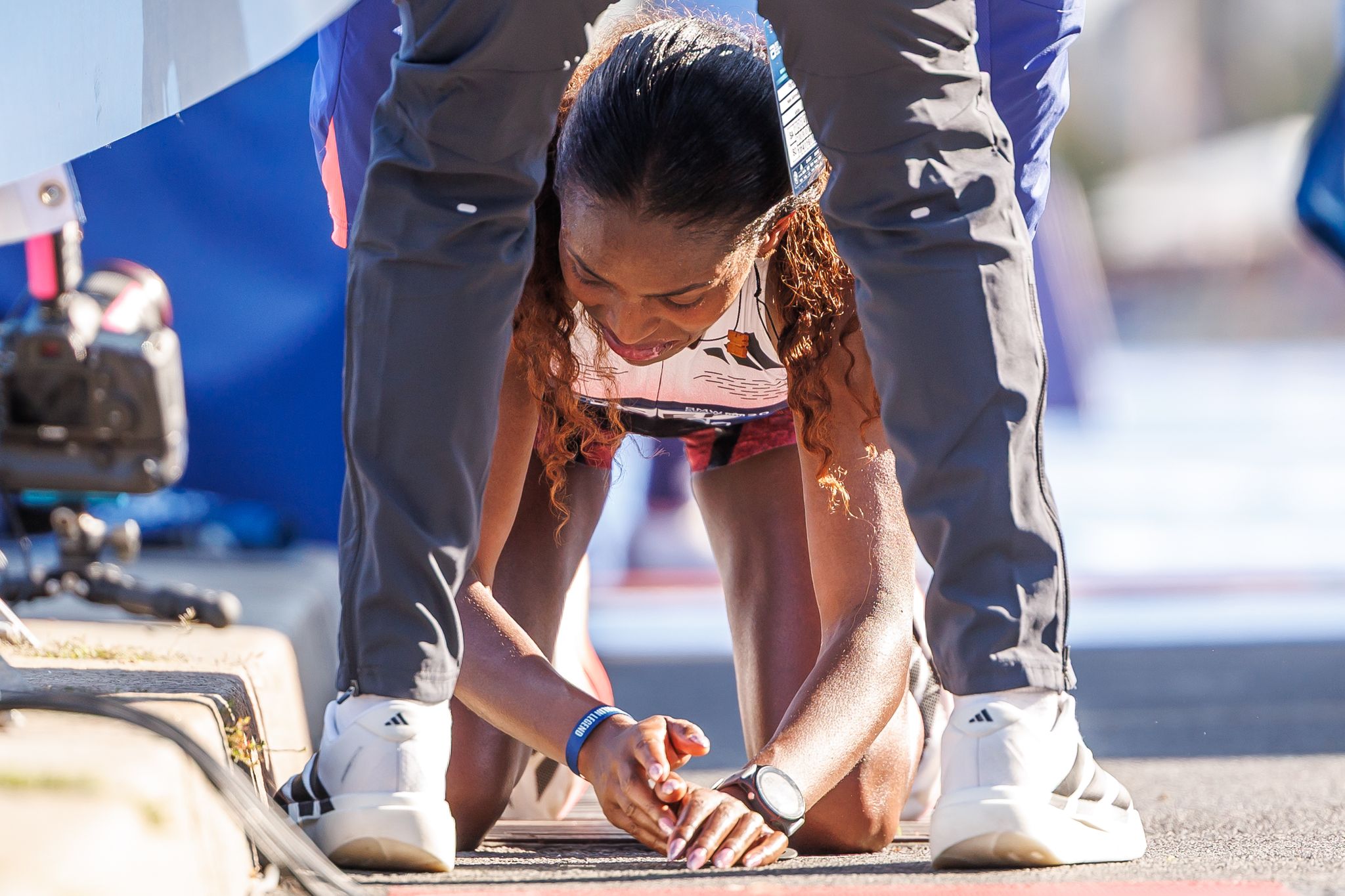Adola wins men's Berlin Marathon, Assefa dramatically misses record