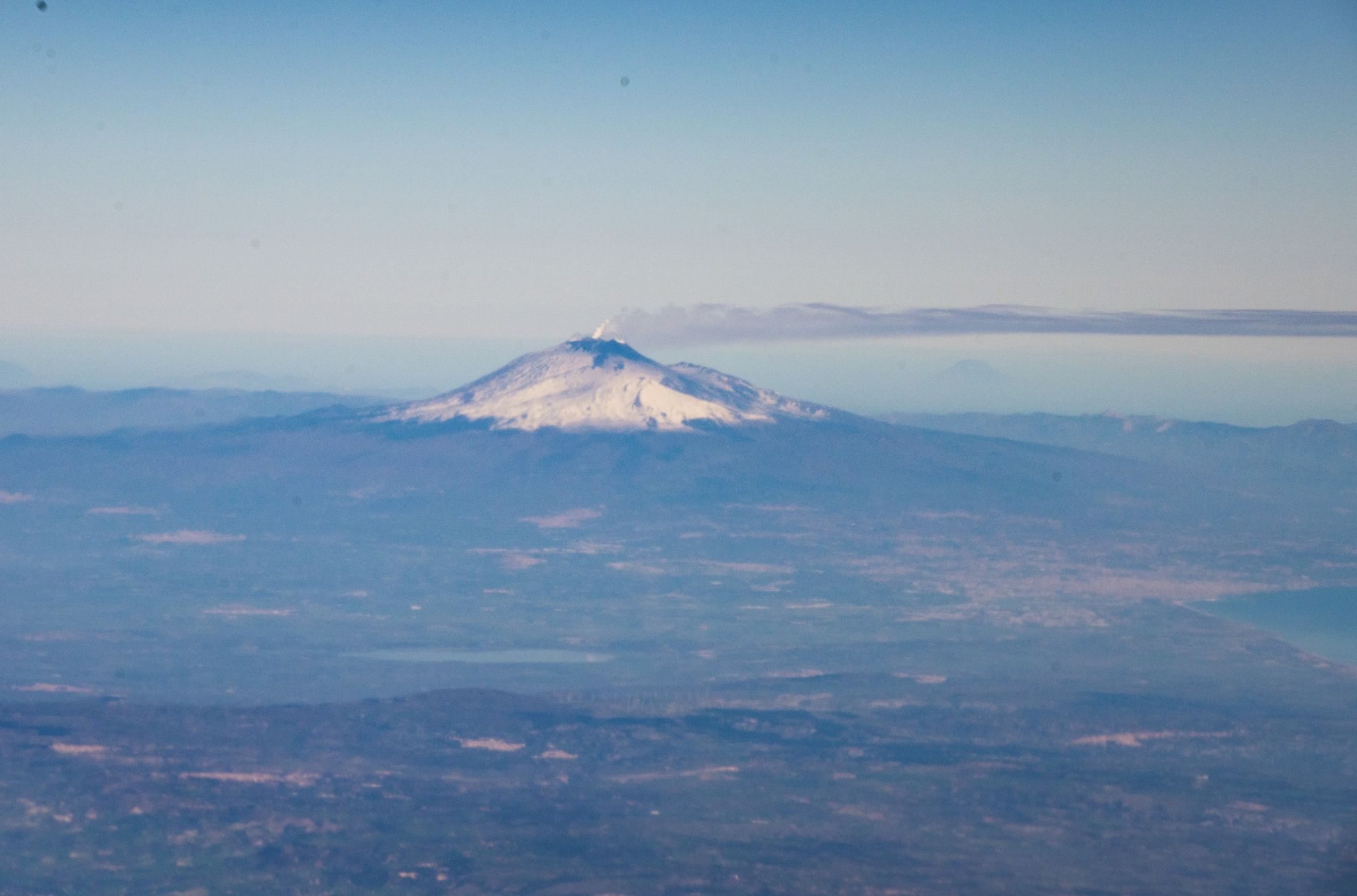 Catania airport closure extended as Mount Etna ash cloud reaches 4 km