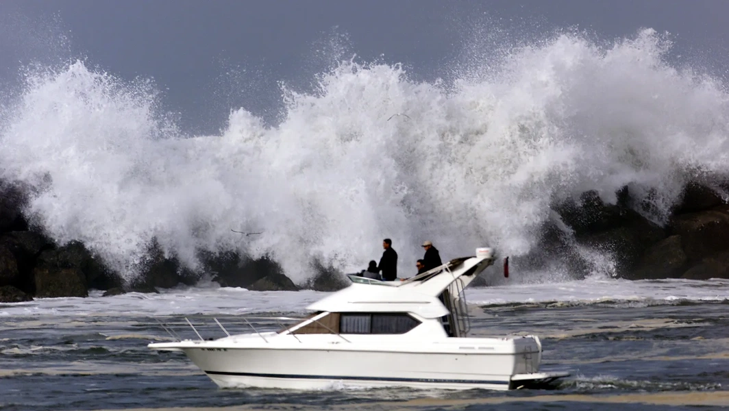 Comprehensive guide to boating safety