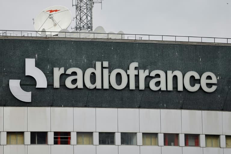Le journaliste du Point Hadrien Brachet remplace Charles Sapin sur ...