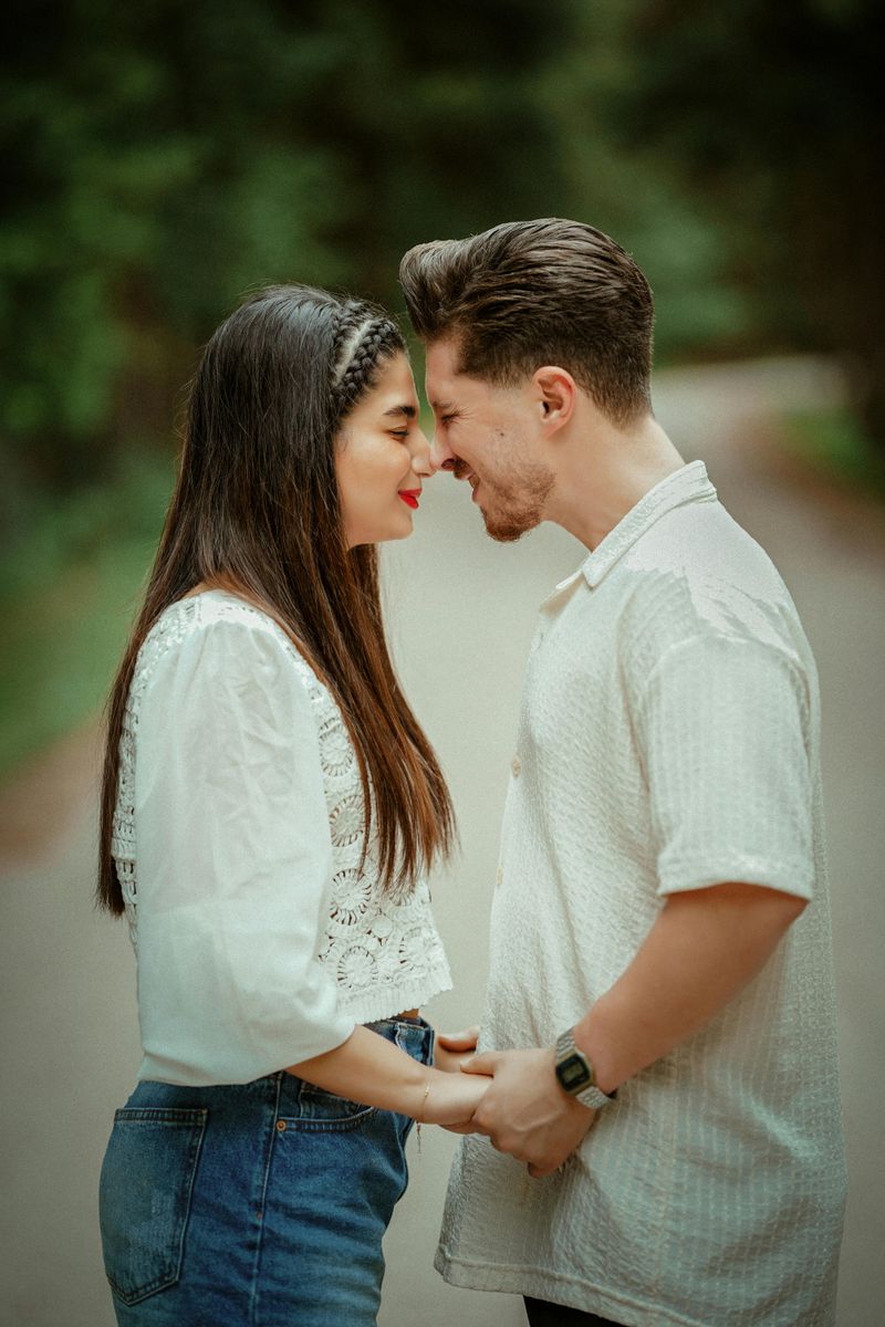 13 timeless traits women have that draw in the right men