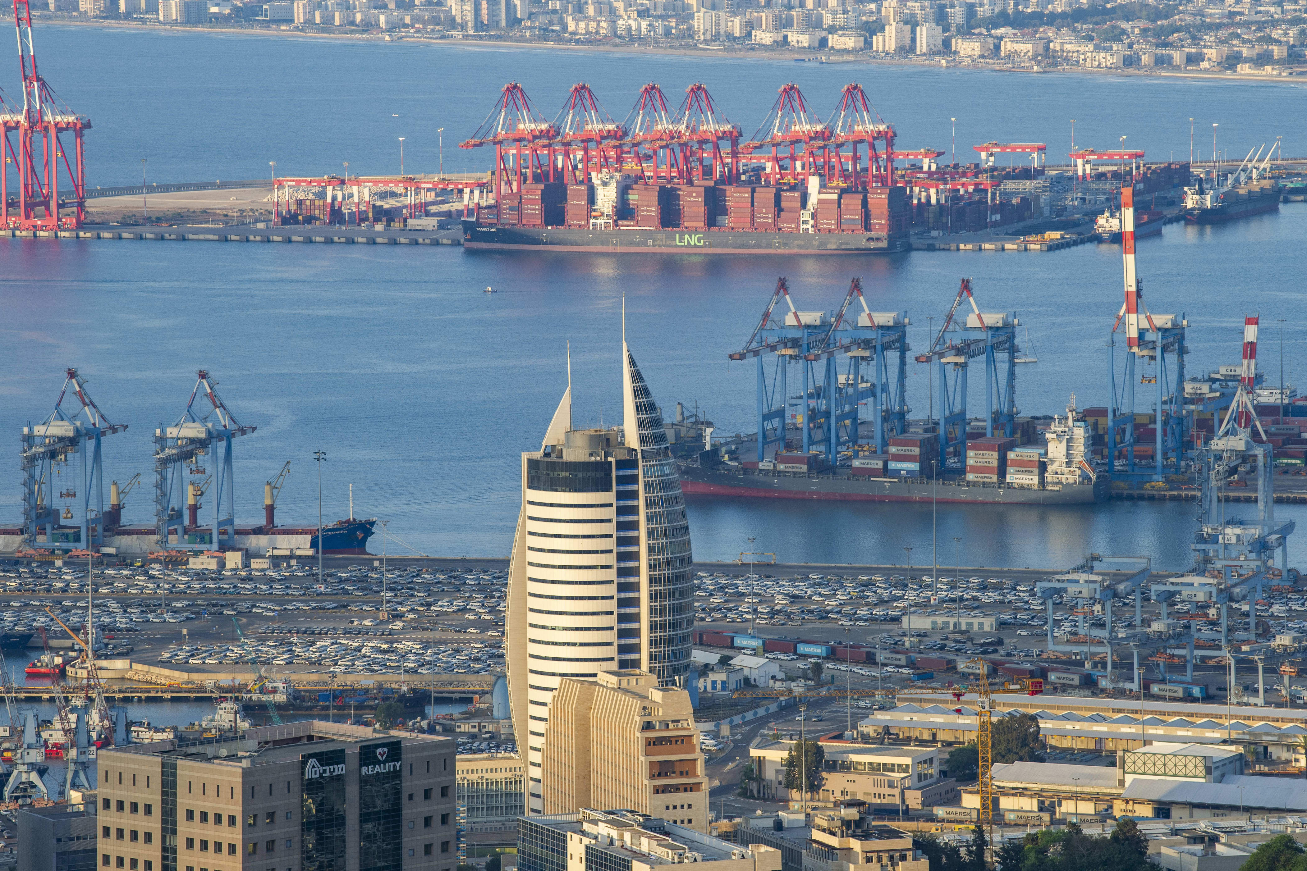 Ship's engine catches fire while docked at Haifa port, 10 firefighting ...