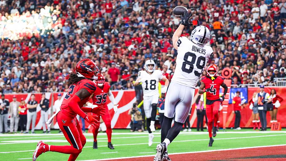 Brock Bowers expected to play week 3: What are the fantasy football ripple effects across the Raiders offense?