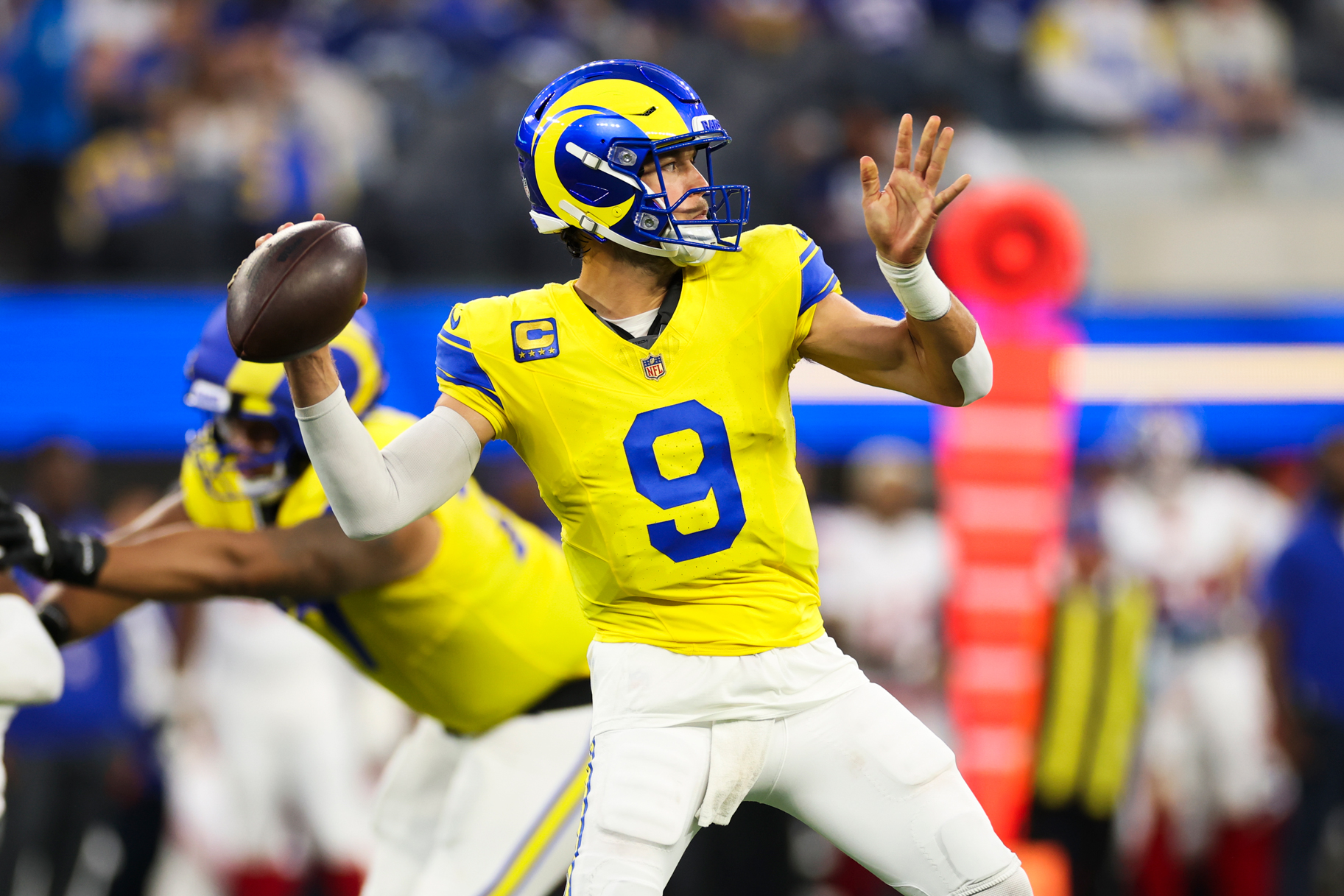 How to watch Rams vs. Broncos - Sunday Night Football on NBC & Peacock ...