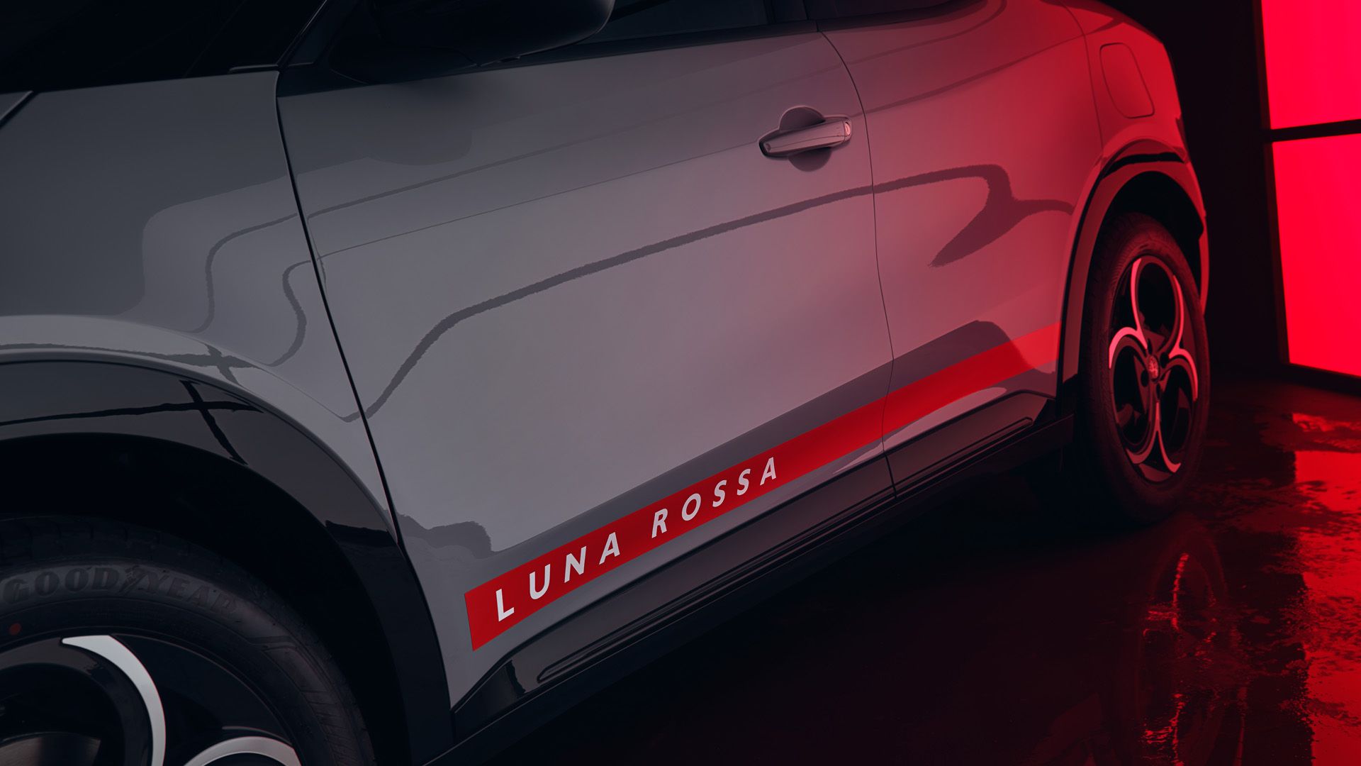 The new Alfa Romeo Luna Rossa editions might make you forget Nardo Gray ...