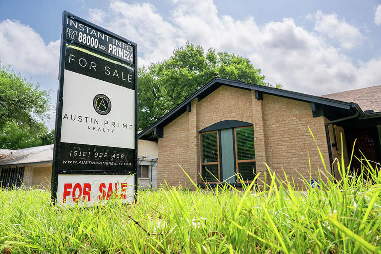 Mortgage rates are spiking, but Texas got a rare break here's why