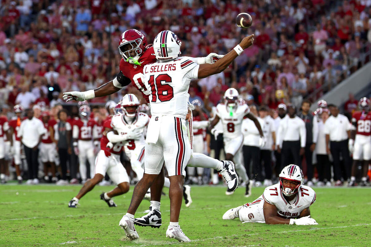Falling down: South Carolina smacked by Alabama. Gamecocks 0-2 in SEC play