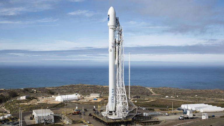 7 SpaceX rocket details that challenge what you know about launches