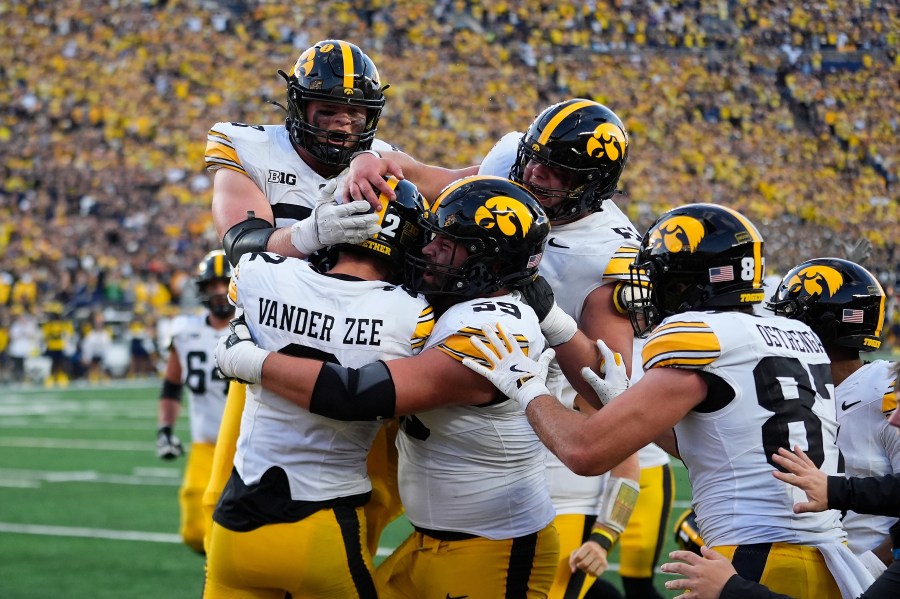 ESPN College GameDay returns to Iowa City for first time in 20 years