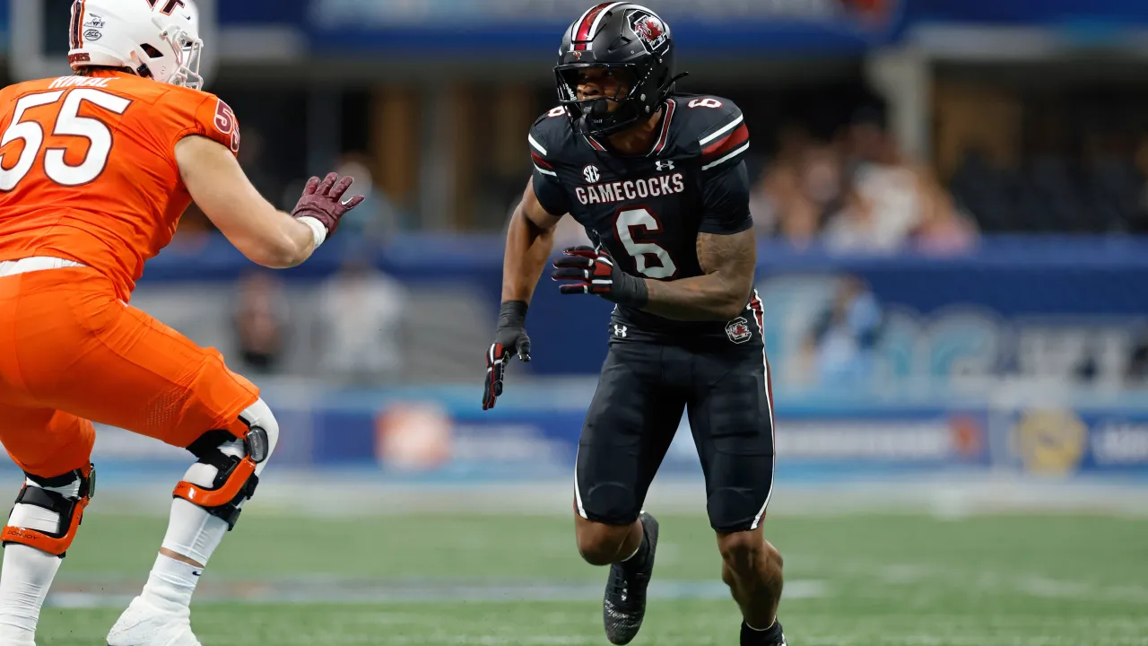 Why South Carolina suspended star pass-rusher Dylan Stewart indefinitely