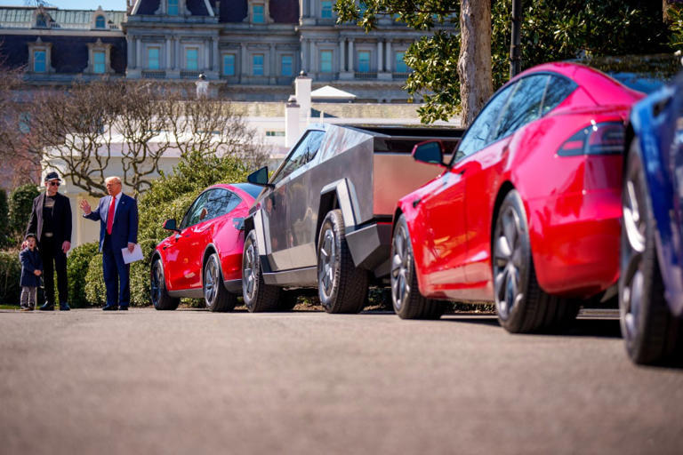 ‘Y’all still keep buying these cars’: Tesla racism trial sparks calls ...