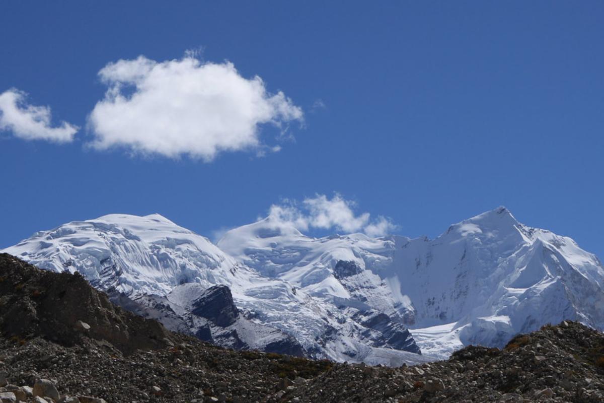 Nepal avalanche kills two as 12 guides and support workers remain missing
