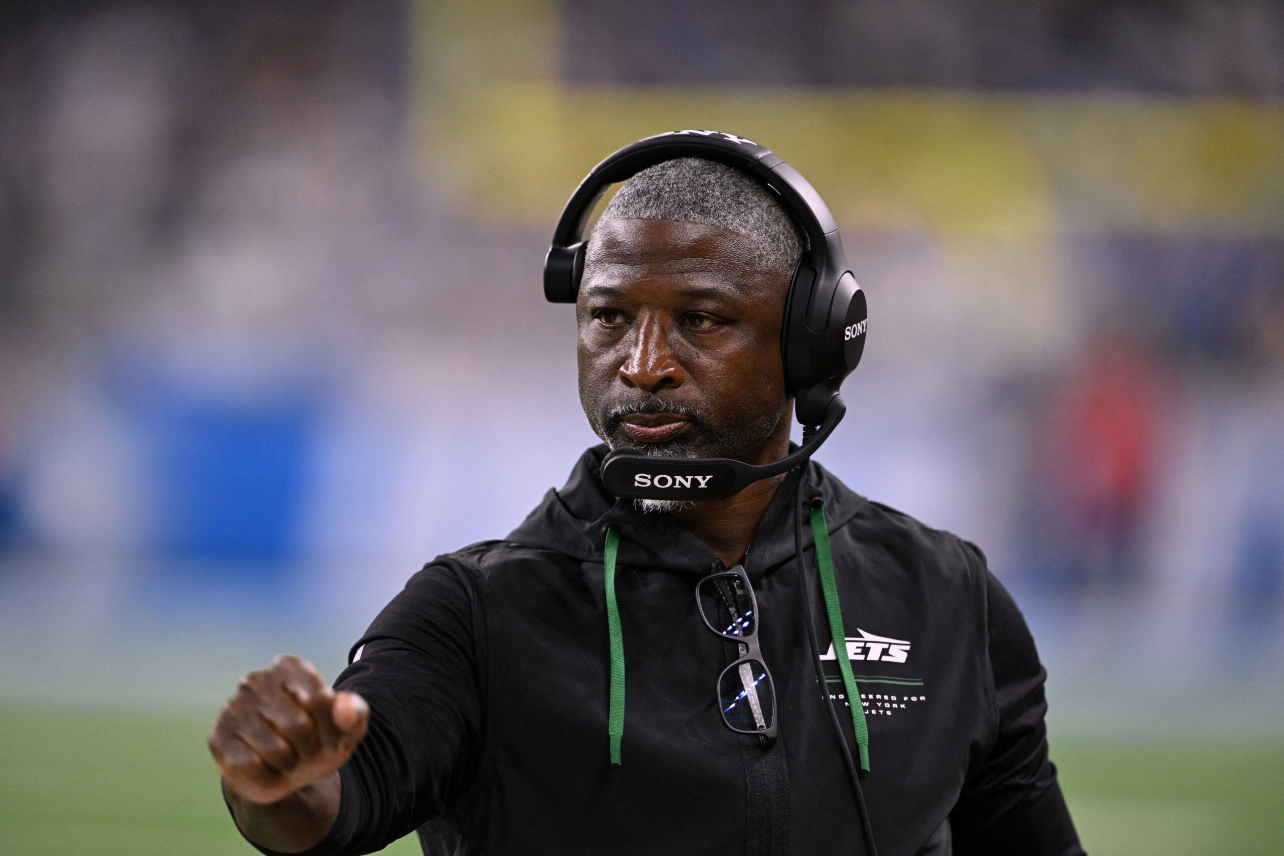 ‘An absolute abomination,’ ‘worst clock manager ever’ — NFL world ...