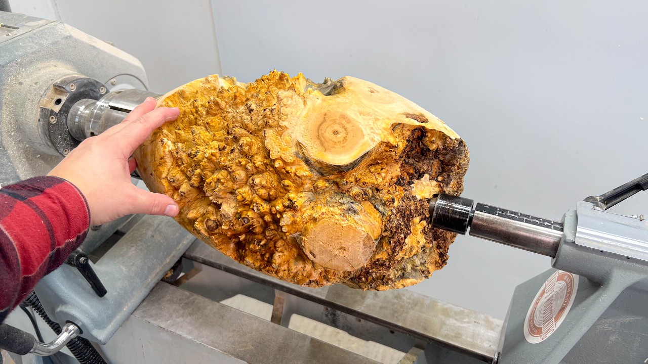 Woodturning - This shook my lathe!