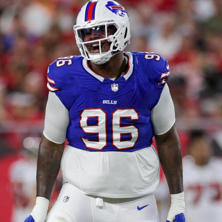 Former NFL offensive lineman heaps praise on Bills' DT Deone Walker