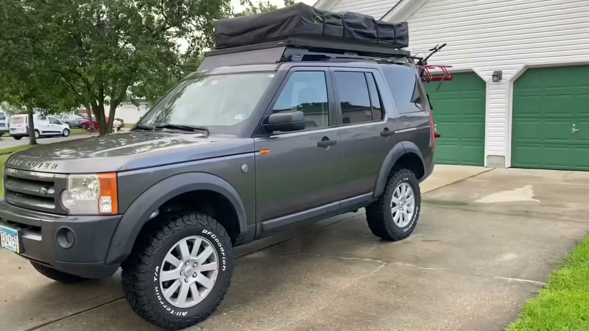 This V8 Land Rover is heading across the country